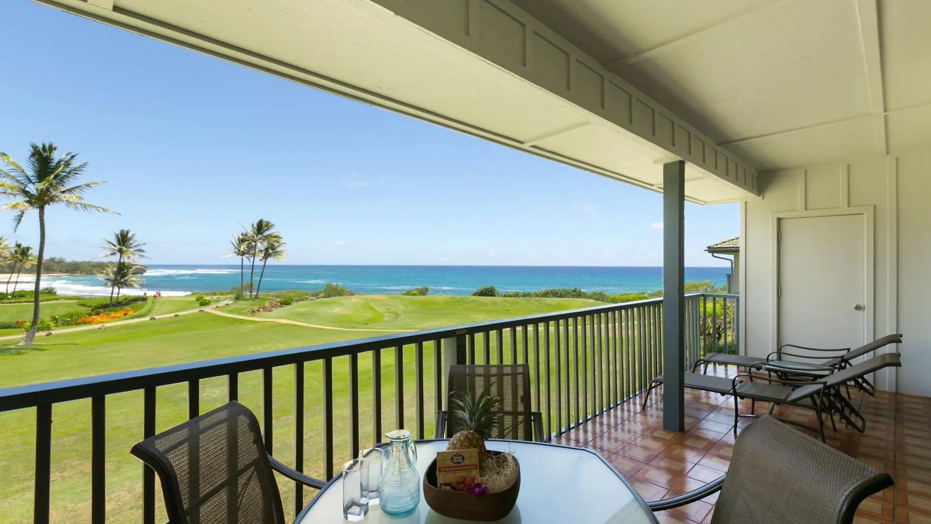 Holiday home Prime Oceanfront Condo Near Shipwreck Beach - Alekona Kauai Koloa United States