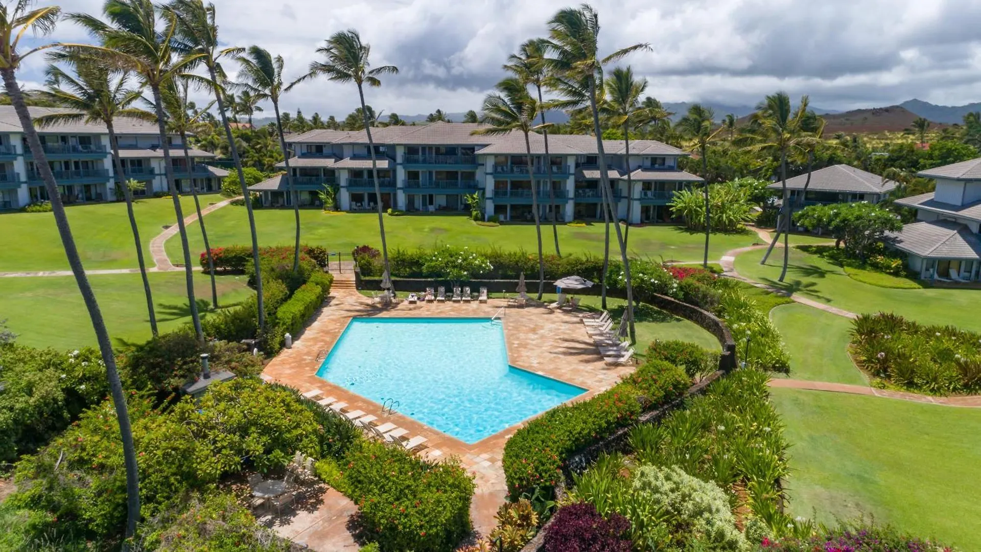 Prime Oceanfront Condo Near Shipwreck Beach - Alekona Kauai Koloa United States
