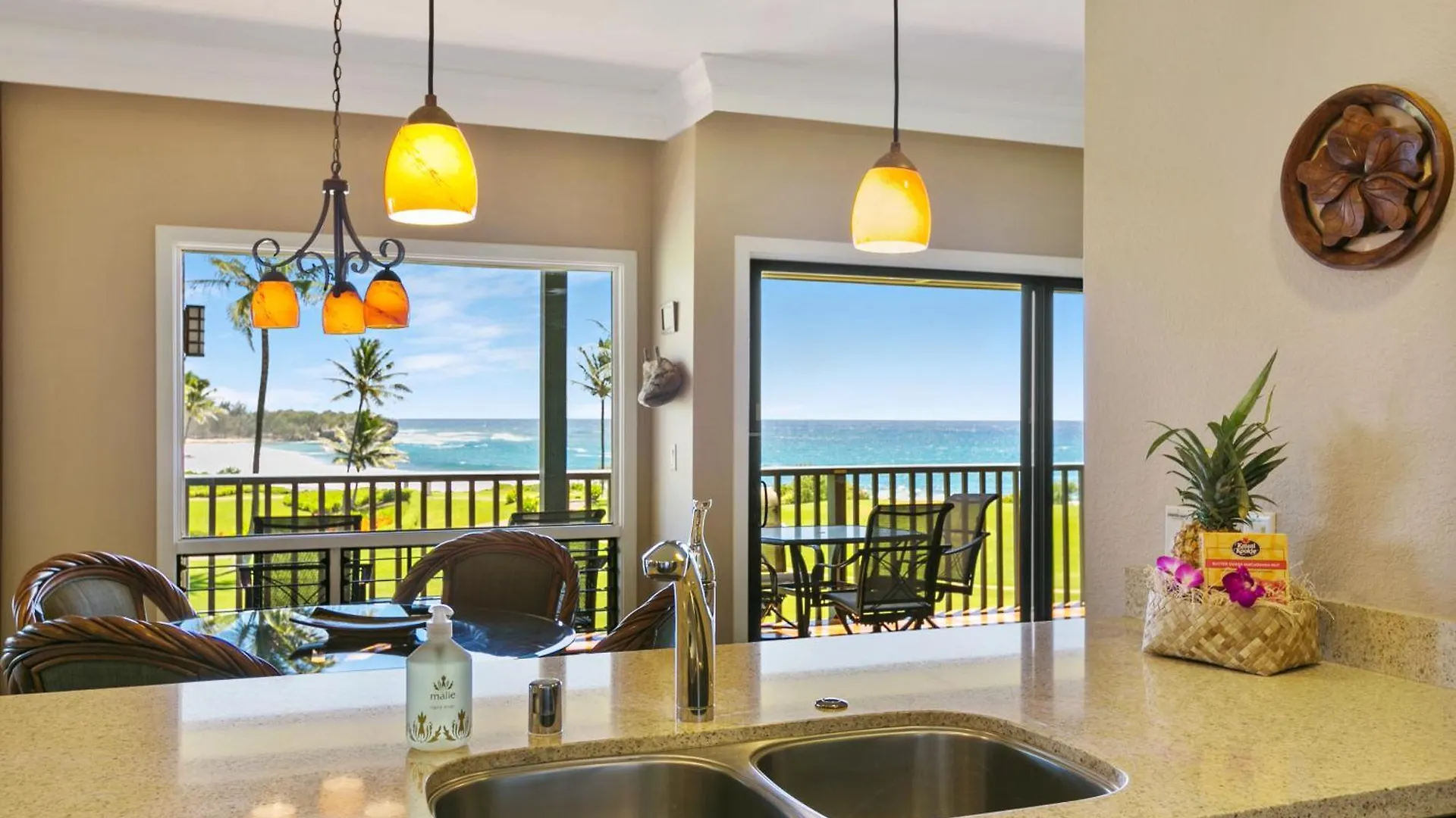 Prime Oceanfront Condo Near Shipwreck Beach - Alekona Kauai Koloa Holiday home